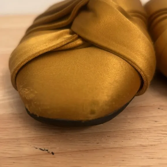 No21 satin knot Mustard yellow mule with rhinestones