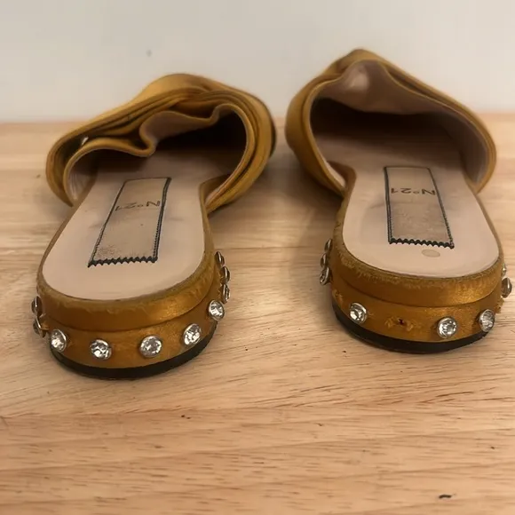No21 satin knot Mustard yellow mule with rhinestones