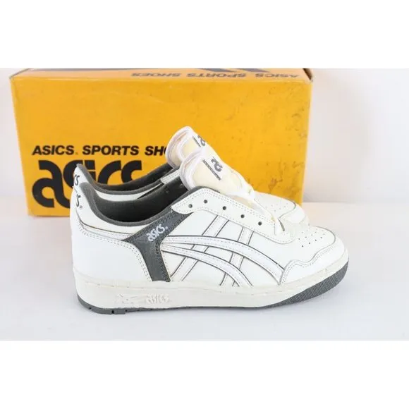 NOS Vintage 90s Asics Boys 5.5 Spell Out Outrage Sneakers Shoes White Charcoal