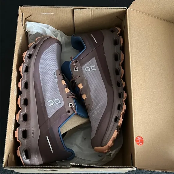 NWB On Cloudvista Waterproof WOMEN’s