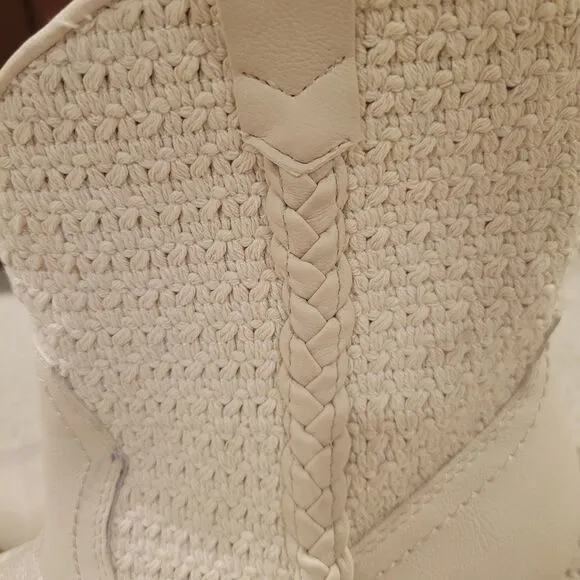 NWOB DV Dolce Vita Karyn Faux Leather Cowboy Western Knit Boots Women Size 8