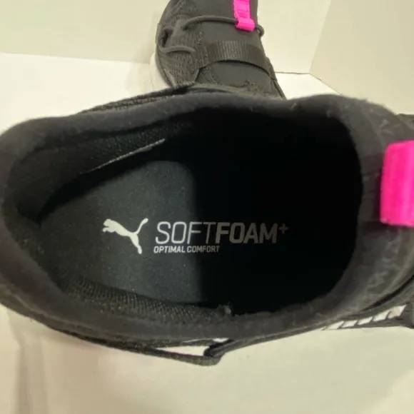 NWOT Puma || Big Kid Softride Rift Slip-On Running Shoes size 1.5c