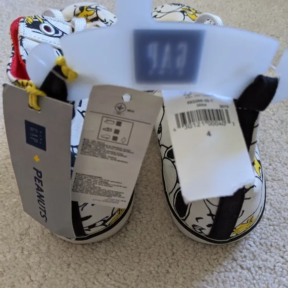 NWT Gap Kids   Peanuts Snoopy Woodstock Hi Top, 4