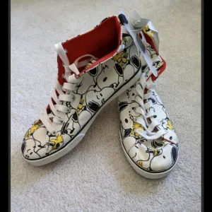 NWT Gap Kids   Peanuts Snoopy Woodstock Hi Top, 4