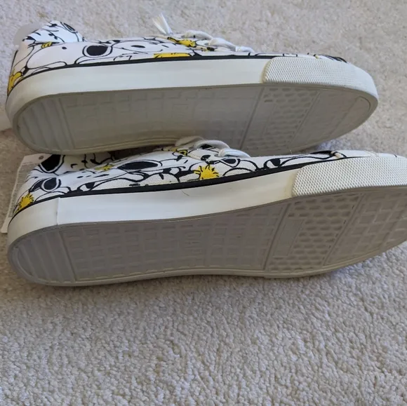 NWT Gap Kids   Peanuts Snoopy Woodstock Hi Top, 4