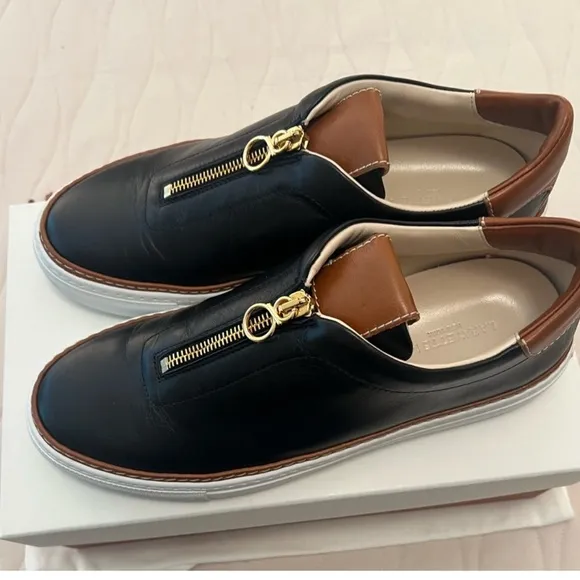 NWT 🖤🤎🤍 Lafayette 148 NY Nappa Leather Zip-Up Sneaker, Size 8.5US / 38.5EU