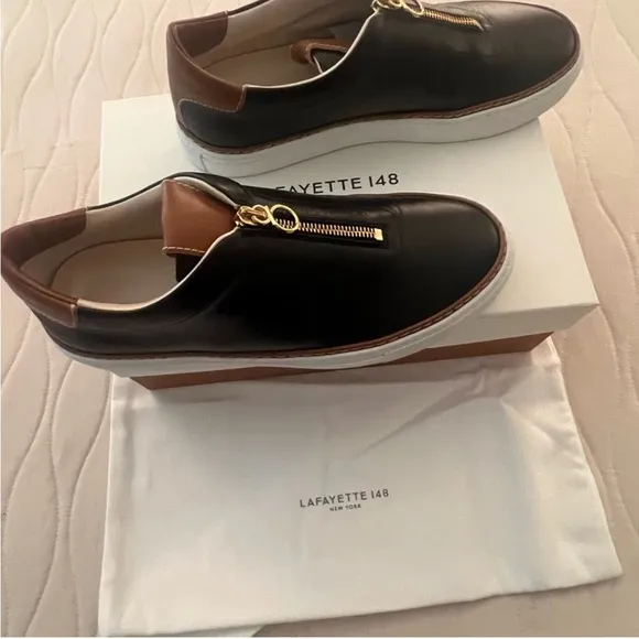 NWT 🖤🤎🤍 Lafayette 148 NY Nappa Leather Zip-Up Sneaker, Size 8.5US / 38.5EU