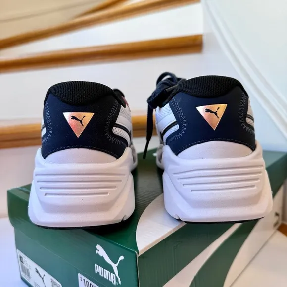 NWT Puma TRC Mira Block Athletic Shoes Navy Blue / Pink Womens Sneakers