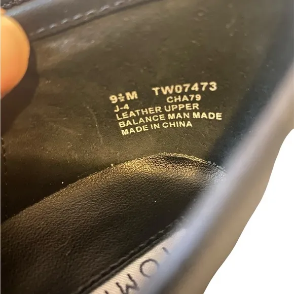 NWT Vintage Tommy Hilfiger Black Leather Chunky Heel Womens Platform Shoes   9.5