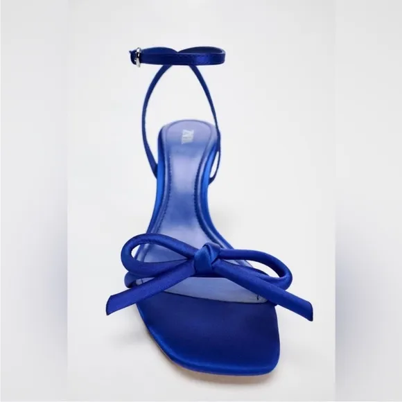 NWT. Zara Blue Stiletto Heeled Sandals with Bow. Size 8.