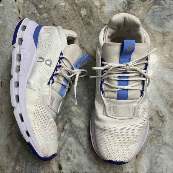 On Cloud Cloudnova Undyed White Heather Womens Blue White Size 9 Running Shoes