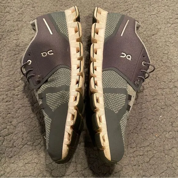 On Cloud Running Cloud 5 Men’s Size 10.5 Olive &amp; Grey