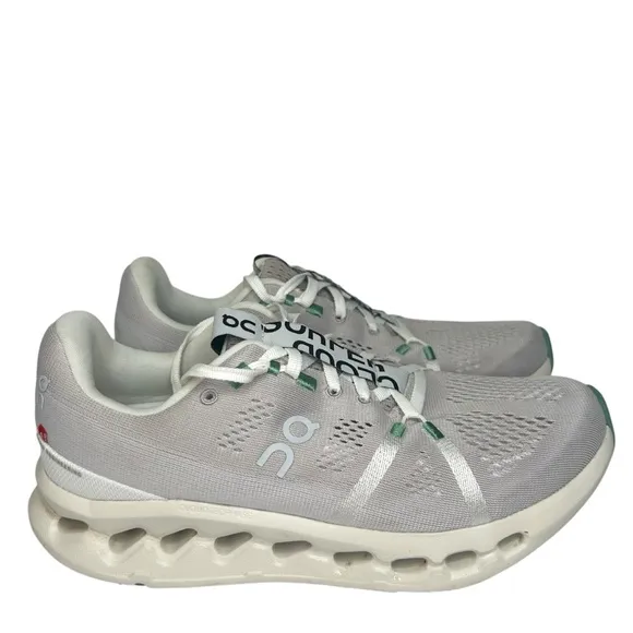 On Running On Cloudsurfer Sneakers Sz 9 Pearl Ivory