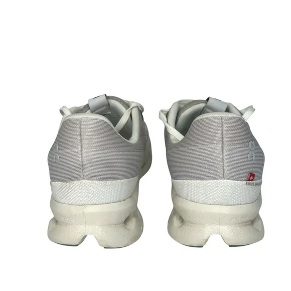 On Running On Cloudsurfer Sneakers Sz 9 Pearl Ivory