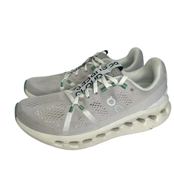 On Running On Cloudsurfer Sneakers Sz 9 Pearl Ivory