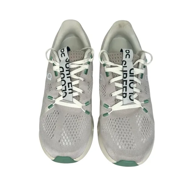 On Running On Cloudsurfer Sneakers Sz 9 Pearl Ivory