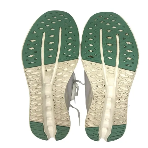 On Running On Cloudsurfer Sneakers Sz 9 Pearl Ivory