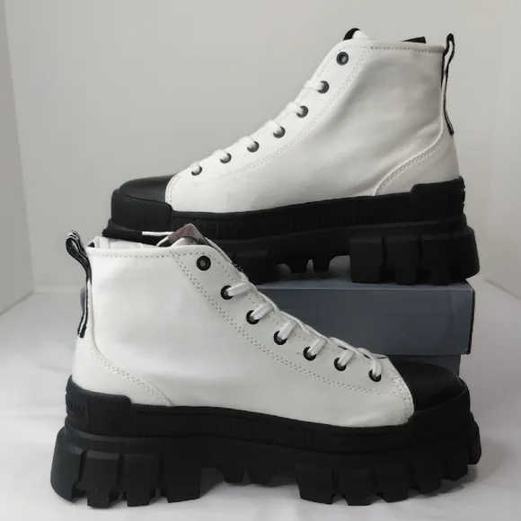 Palladium Revolt HI TX Star White with Black Sole Lace-Up Boots NIB