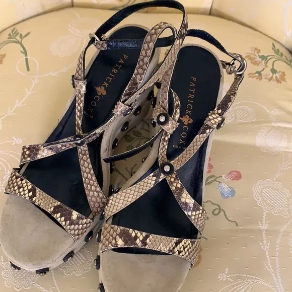 PATRICK COX GORGEOUS SUEDE &amp; SNAKESKIN NEW SANDALS
