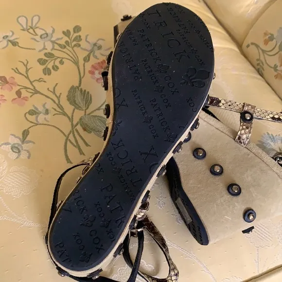 PATRICK COX GORGEOUS SUEDE &amp; SNAKESKIN NEW SANDALS