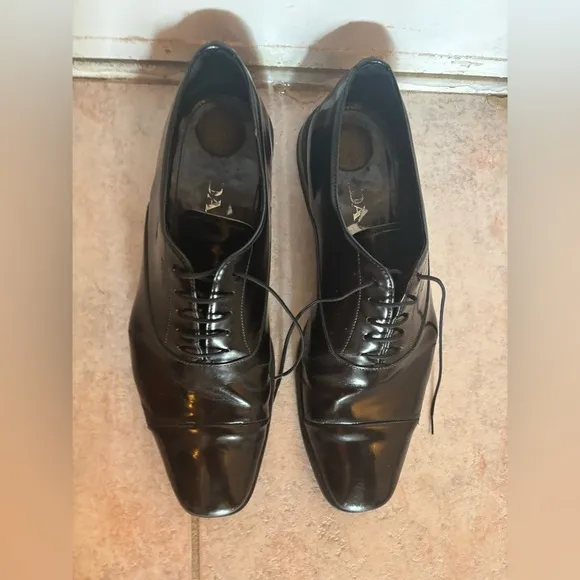 Prada loafers logo dress shoes lace up moccasins tuxedo suit flats oxfords