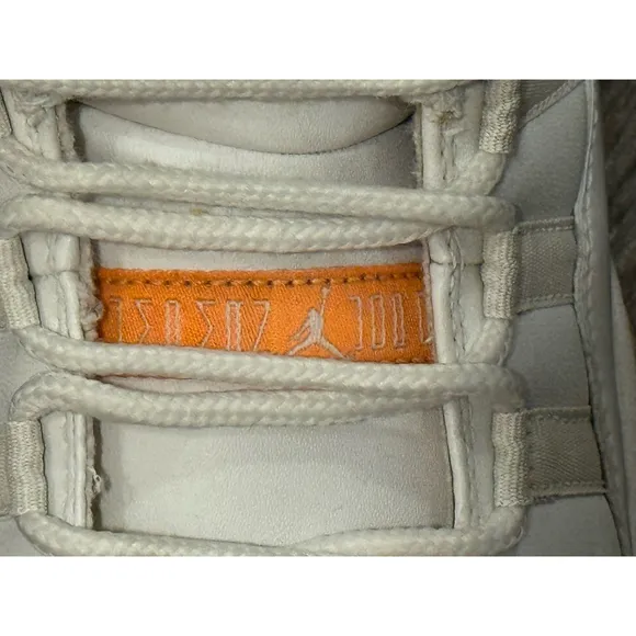 RARE Nike Air Jordan Retro 11 XI Low GG Youth Citrus White (580521-139) Sz 6.5Y