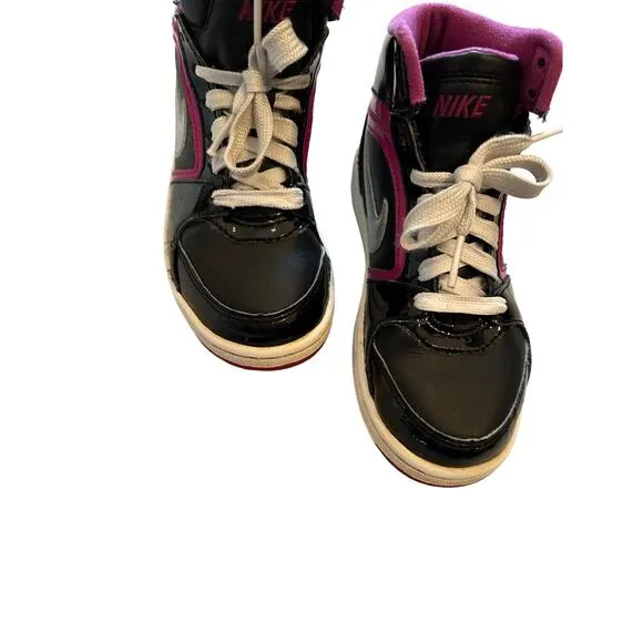 Rare Nike Air Prestige Pink/Black Shoes 394628-052 Youth Size 12C-EUC