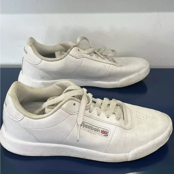 Reebok White Sneakers Sz 7 EU 37.5 Athletic Shoes Exercise Vintage 80s 90s