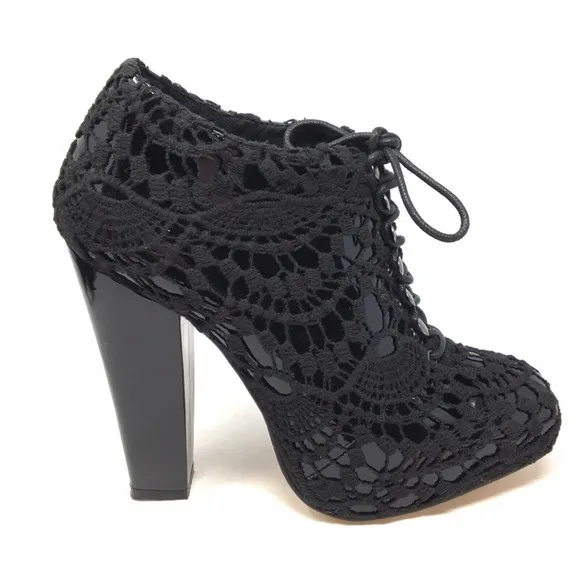 Rodarte X Opening Ceremony Women's Size 7 Black Patent Leather Crochet Booties