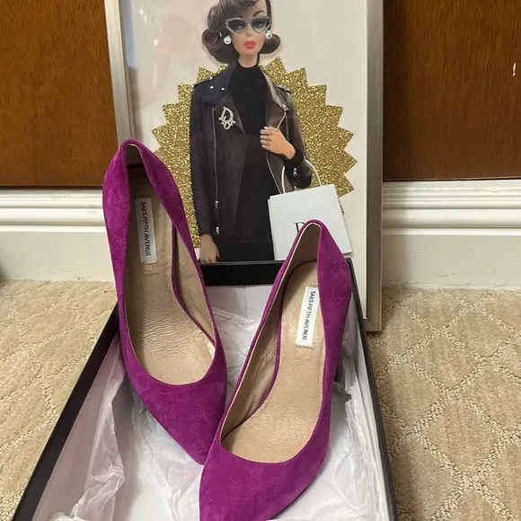Saks Fifth Avenue Ultra Violet Suede Pointed Toe Chunky Heel Pump - EUC