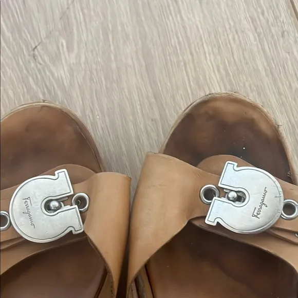 Salavatore Ferragamo Woman Shoe