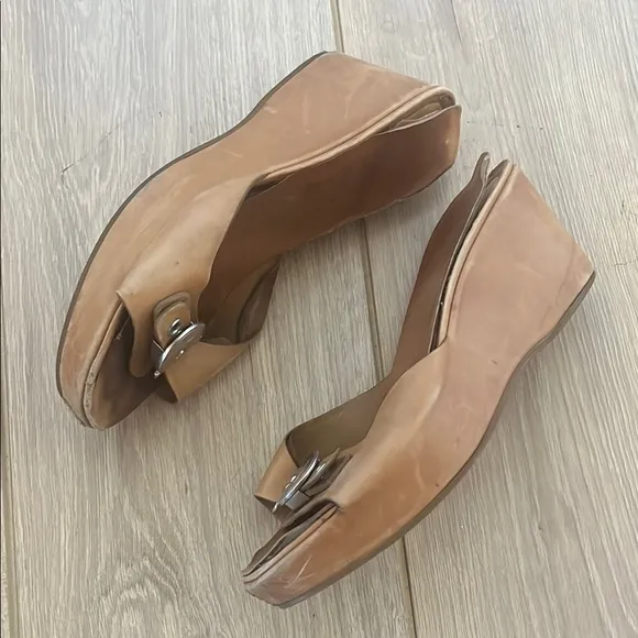 Salavatore Ferragamo Woman Shoe