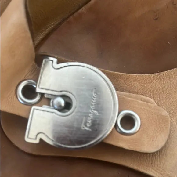 Salavatore Ferragamo Woman Shoe