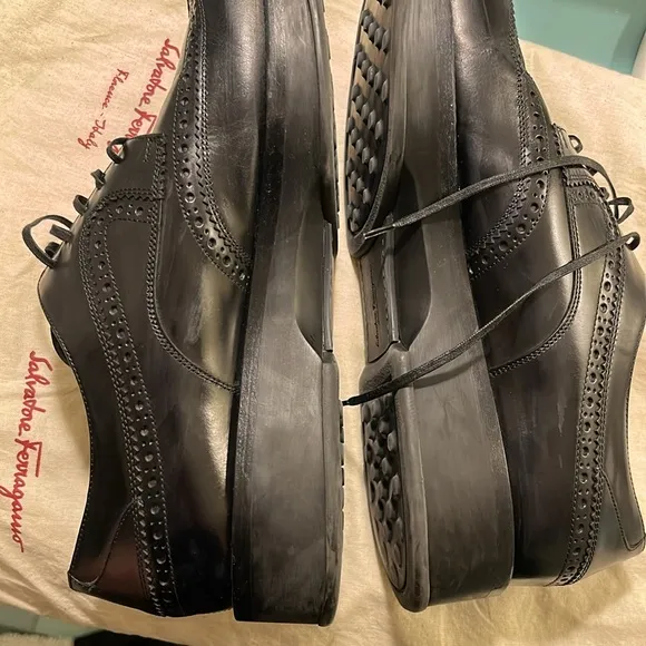 Salvatore Ferragamo leather Black Men's Dress Shoes/loafers Sz 10 made in Italy