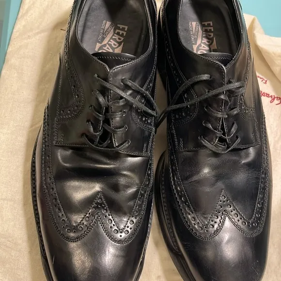 Salvatore Ferragamo leather Black Men's Dress Shoes/loafers Sz 10 made in Italy