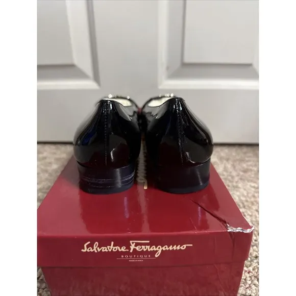 Salvatore‎ Ferragamo Shoes Ietizia Black Patent Leather Loafers Women's 6.5 AA