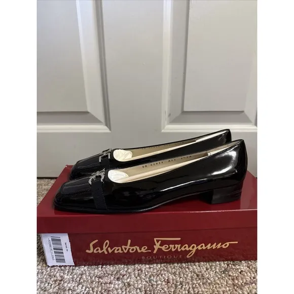 Salvatore‎ Ferragamo Shoes Ietizia Black Patent Leather Loafers Women's 6.5 AA