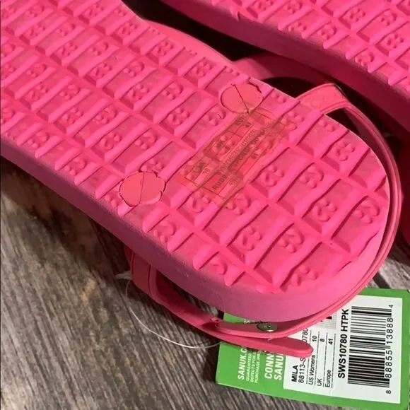 SANUK HOT PINK SUMMER SANDALS