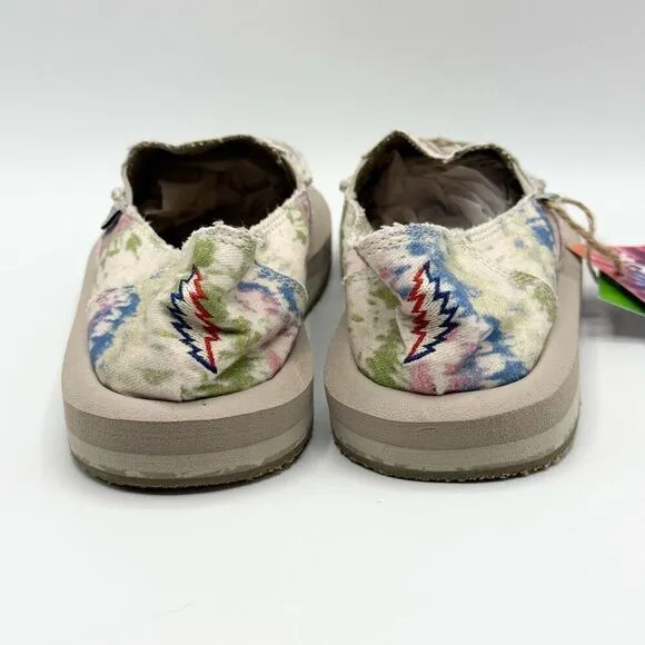 Sanuk x Greatful Dead Donna Slip On Shoes NWT - Big Kid size 5