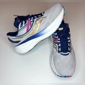 Saucony Triumph 20 Shoes Women's 10.5 Gray Low Top Running Athletic Sneakers