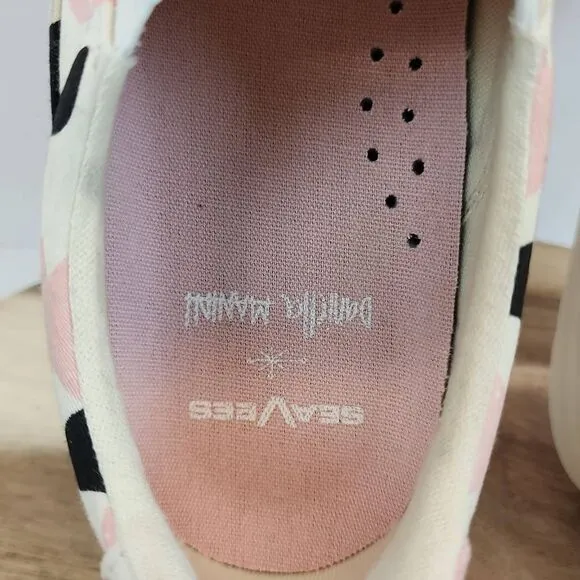 SeaVees Daniella Manini Breast Cancer Awareness Shoes Women's Size 8