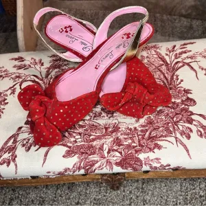 Shoes/sandals-Vintage style, red suede, metallic gold polka dots, pin up, size 6