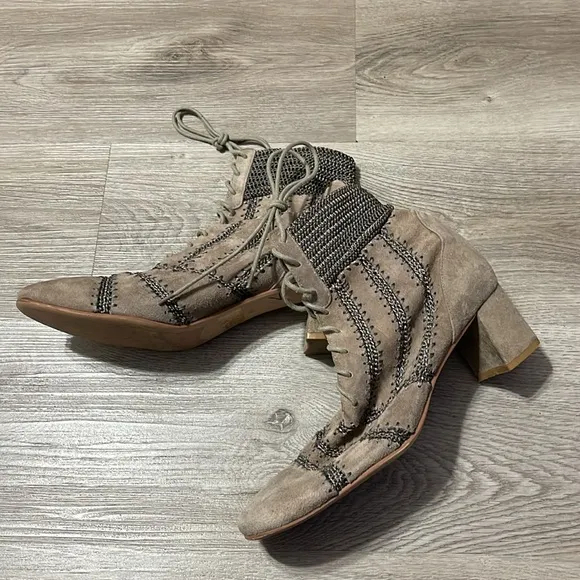 Silent D WASHER BOOT TAUPE SUEDE Lace-Up Boots Anthropologie crochet Lace-Up