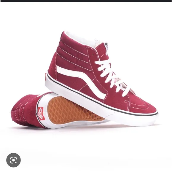 Sk8-Hi Vans
