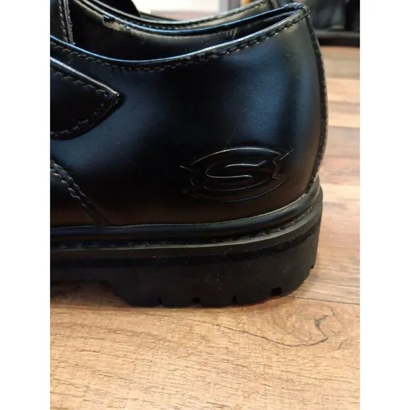 Skechers 90's  Chunky Black Leather‎ Slip On Buck lShoes Chukkas Men’s Size 9.5