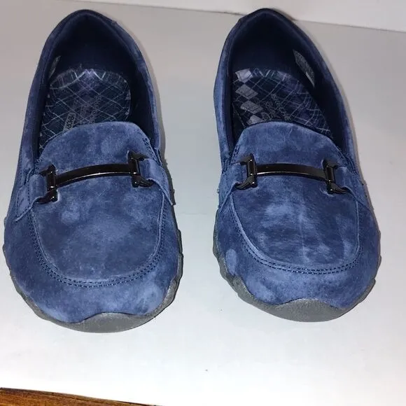 Skechers  Suede Slip-On Shoes Navy  loafers size 7.5