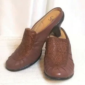 Sofft Leather Clogs (size 7M)