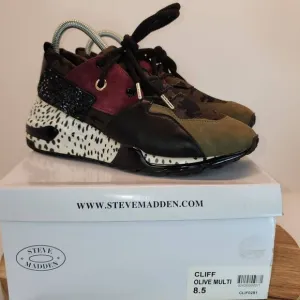 Steve Madden Cliff Sneakers Women's Size 8.5 Olive Multicolor/Camo
