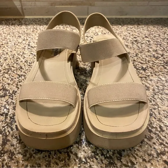 STEVE MADDEN Jovial Womens Platform SandalsColor: TAN