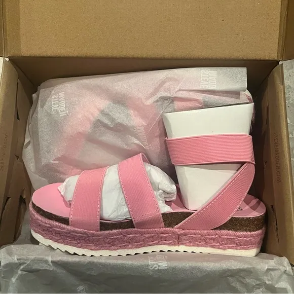 Steve Madden Kids Pink Sandals Girl’s Size 3, New in Box